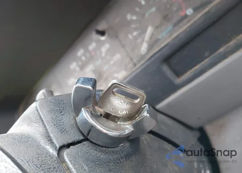 1994 Ford Ranger Super Cab из США, поврежденный, VIN 1FTCR15X8RPA91196